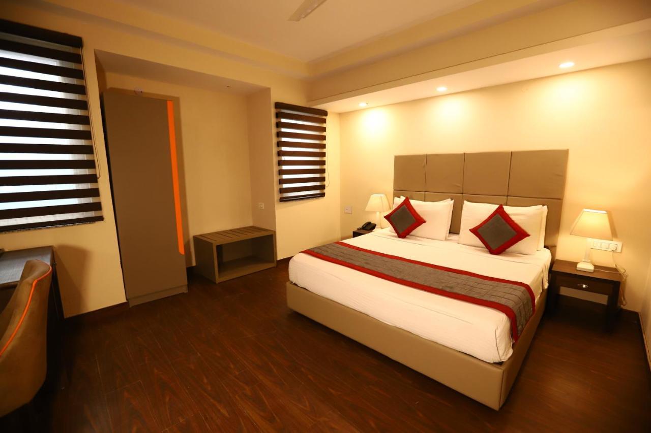 Hotel Azulo Inn Bhikaji Cama Place Delhi - Couple Friendly Local Ids Accepted Nowe Delhi Zewnętrze zdjęcie