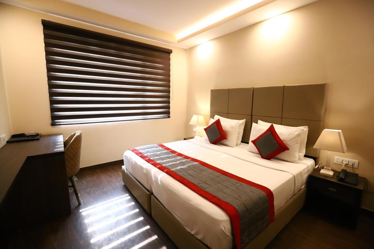 Hotel Azulo Inn Bhikaji Cama Place Delhi - Couple Friendly Local Ids Accepted Nowe Delhi Zewnętrze zdjęcie